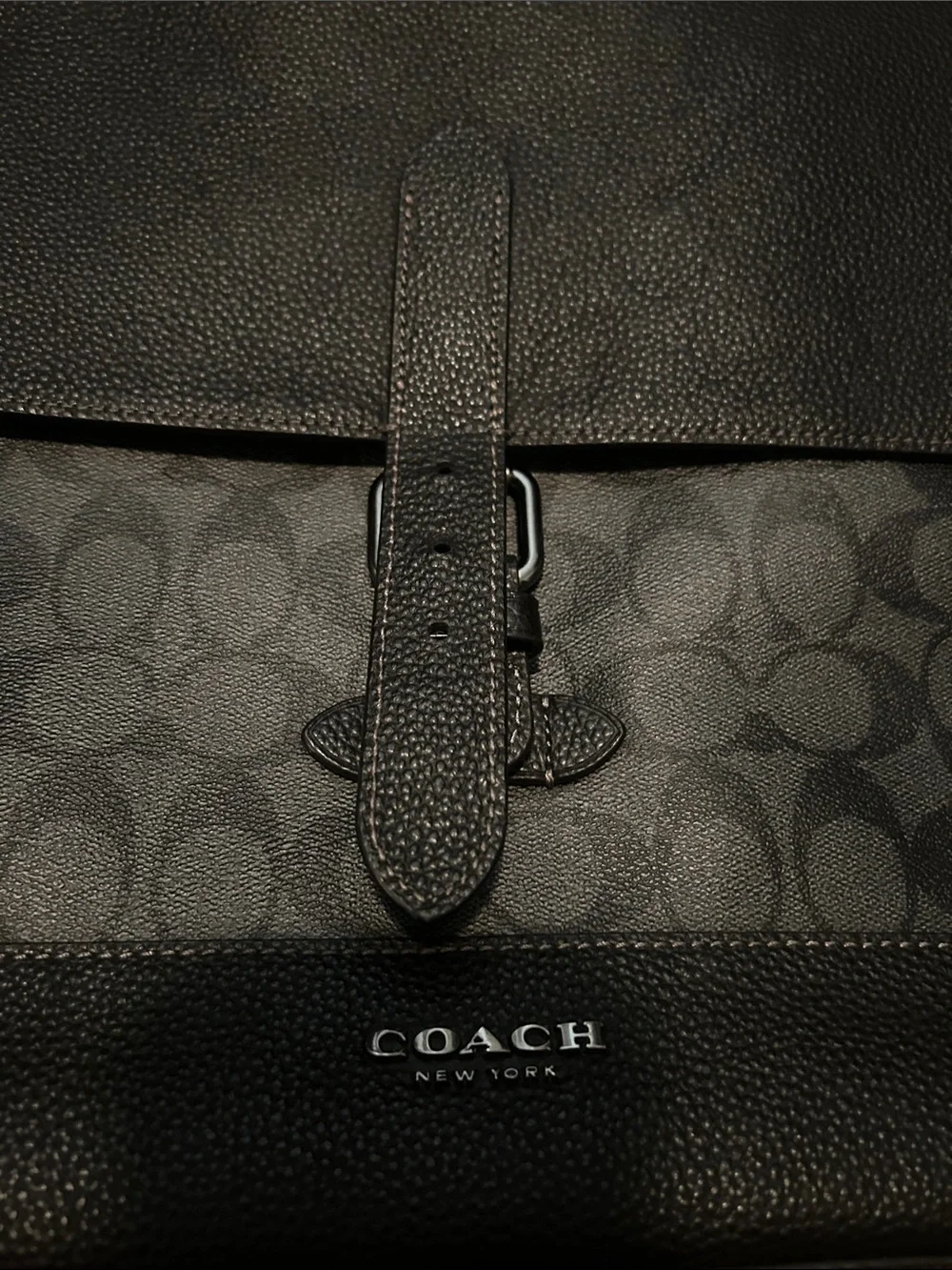 Coach Men's Gray/Black Signature Canvas Messenger Bag